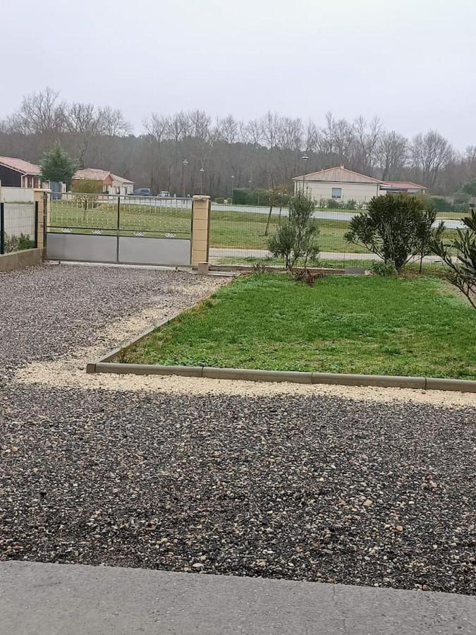 Maison Du Bonheur Lesparre-Médoc Exterior foto
